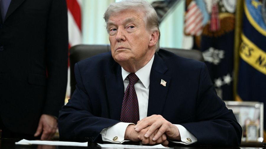 Avant son discours, Trump affirme que l'Iran demande un cessez-le-feu, Téhéran dément