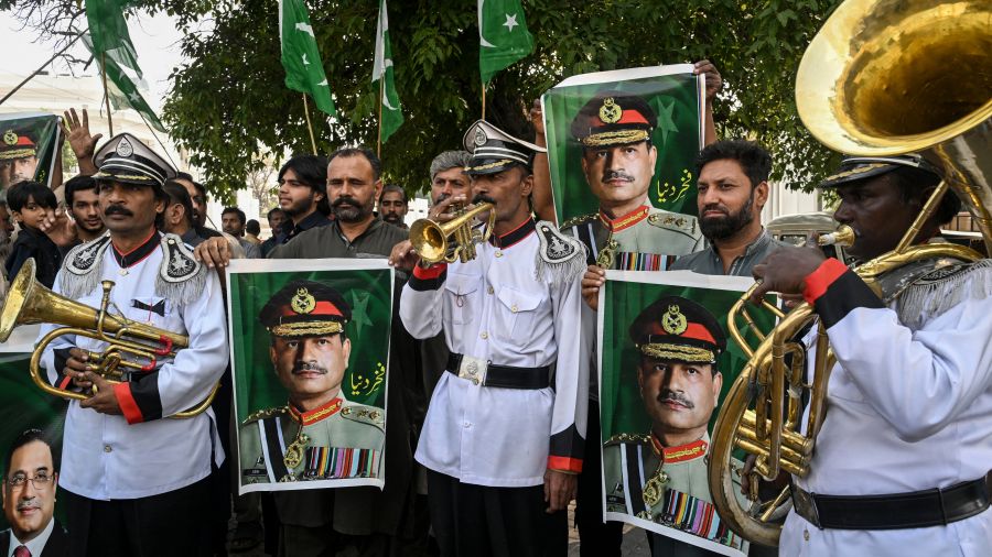 Négociations irano-américaines: le chef de l’armée pakistanaise sur le devant de la scène