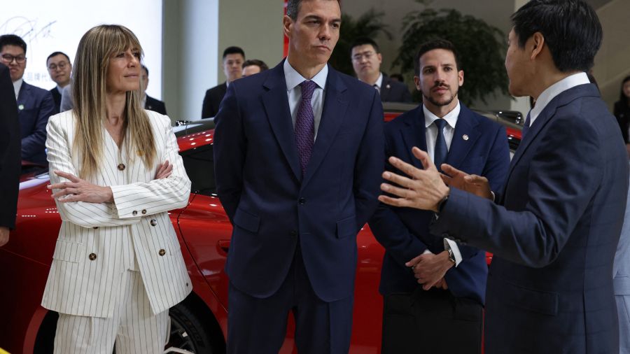 Espagne: l'épouse de Pedro Sánchez sera jugée pour trafic d'influence et détournement de fonds