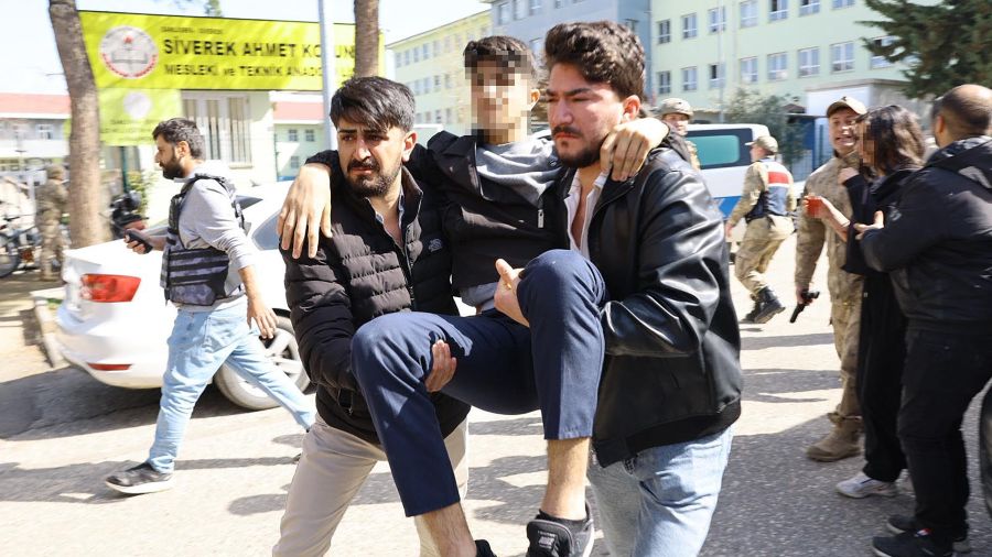 Turquie : neuf morts et 13 blessés dans une tuerie dans une école​​​​​​​