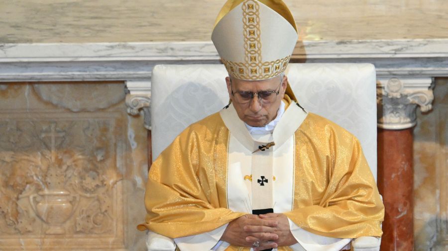 Au Cameroun, le pape appelle les autorités à «un examen de conscience»