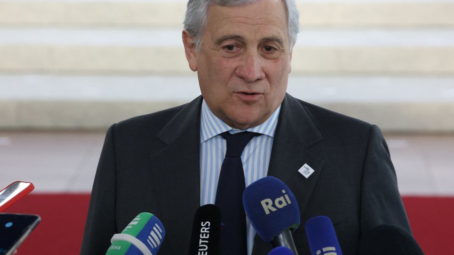 Le chef de la diplomatie italienne en Chine pour parler commerce et Iran