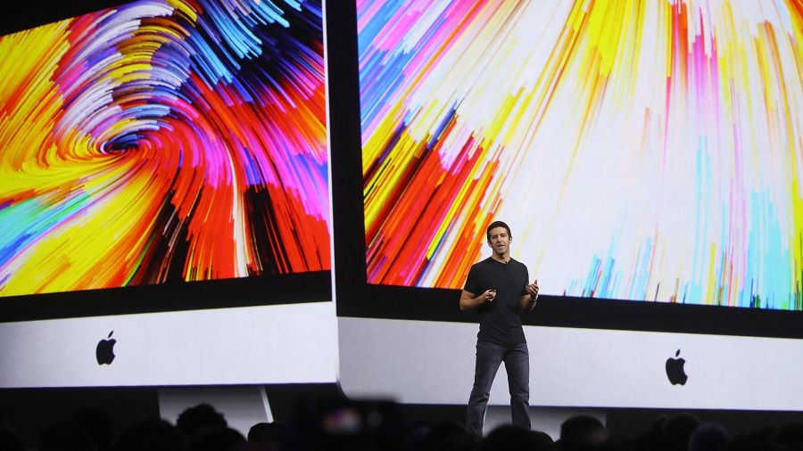 Nouveau patron d'Apple, John Ternus doit trouver sa voie, entre Jobs et Cook