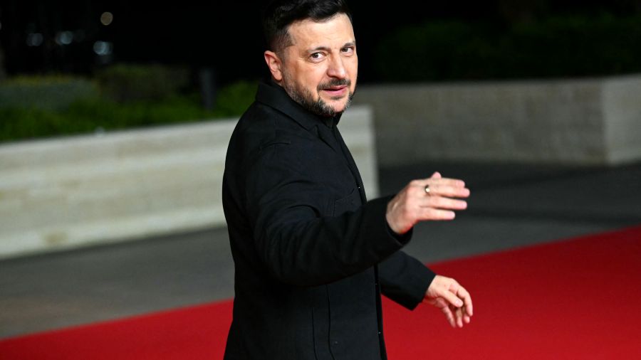 En Azerbaïdjan, Zelensky annonce un renforcement de la coopération sécuritaire et énergétique