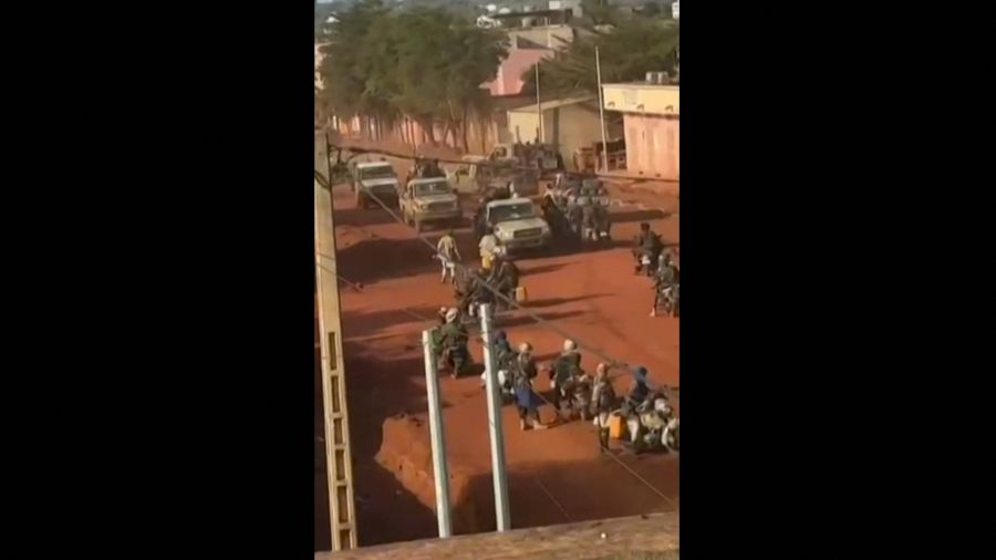 Mali: les jihadistes du JNIM revendiquent des attaques coordonnées avec la rébellion touareg