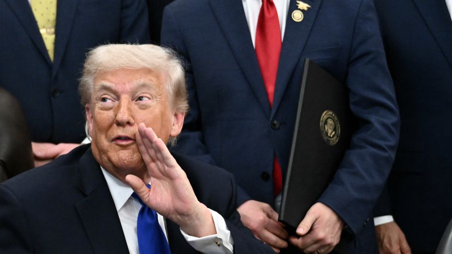 Trump annonce vouloir relever «la semaine prochaine» les droits de douane sur les véhicules européens