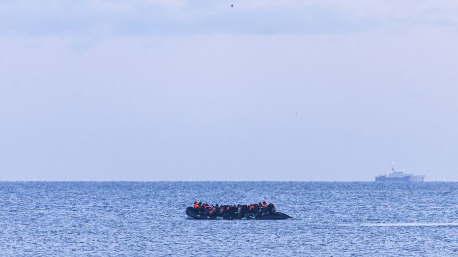 Manche: deux jeunes femmes retrouvées mortes dans une embarcation de migrants