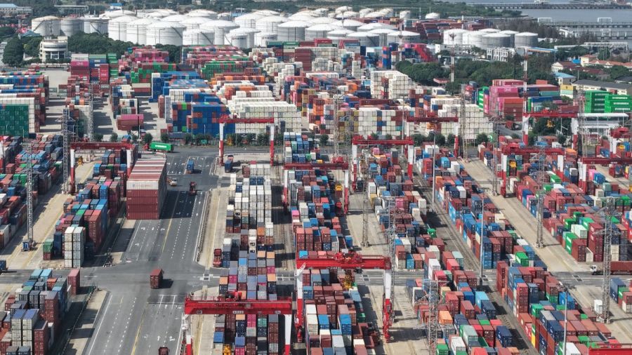 Chine: coup de frein sur la production industrielle et les ventes au détail