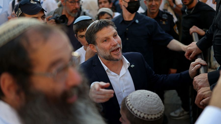 Smotrich appelle à des frappes massives contre la banlieue sud de Beyrouth