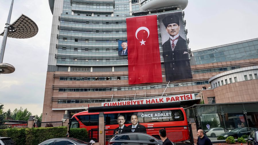 Turquie: l'opposition appelle à manifester après la suspension de sa direction