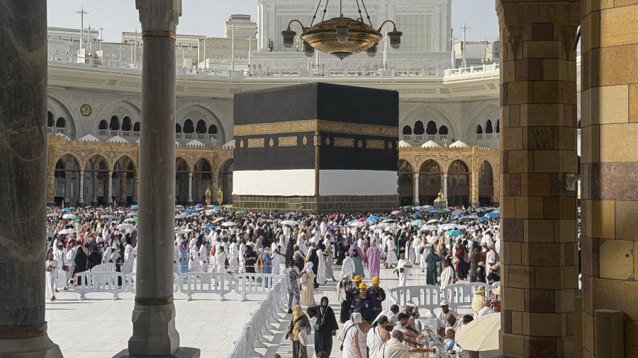 Malgré la guerre, le pèlerinage de la Mecque attire plus de visiteurs qu'en 2025
