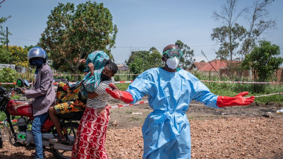 La RDC, frappée par Ebola, fait face à un «choc catastrophique entre maladie et conflit», selon le chef de l’OMS