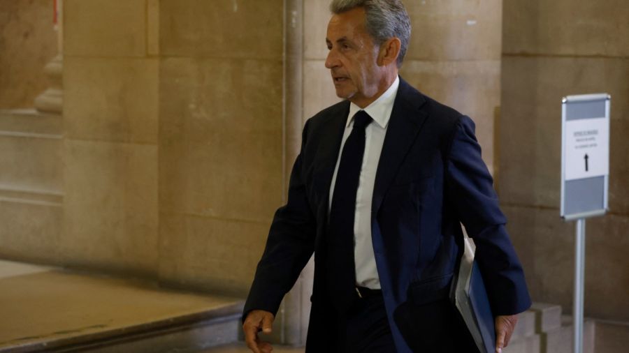 Procès libyen: une ultime fois, la défense de Sarkozy brocarde un «roman grotesque»
