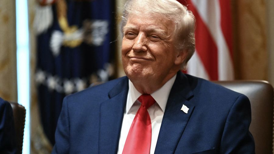 Trump «pas satisfait» des propositions iraniennes et menace de «pulvériser» Oman