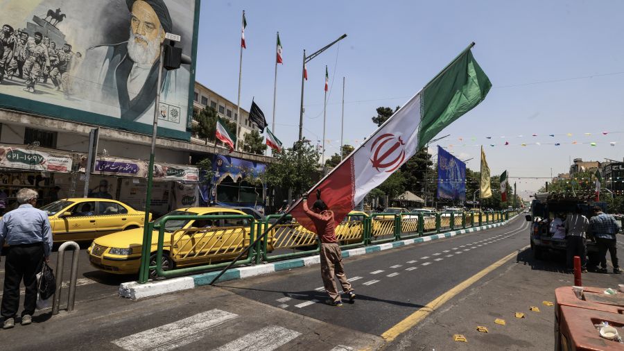 Iran: les Gardiens de la Révolution revendiquent l'attaque au Koweït