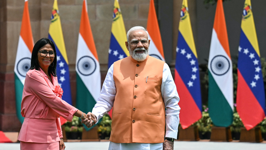 L'Inde reçoit la présidente vénézuélienne par intérim pour parler pétrole