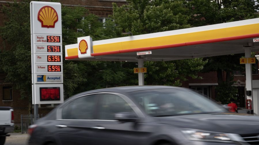 Le pétrole hésite malgré la reprise des frappes au Moyen-Orient
