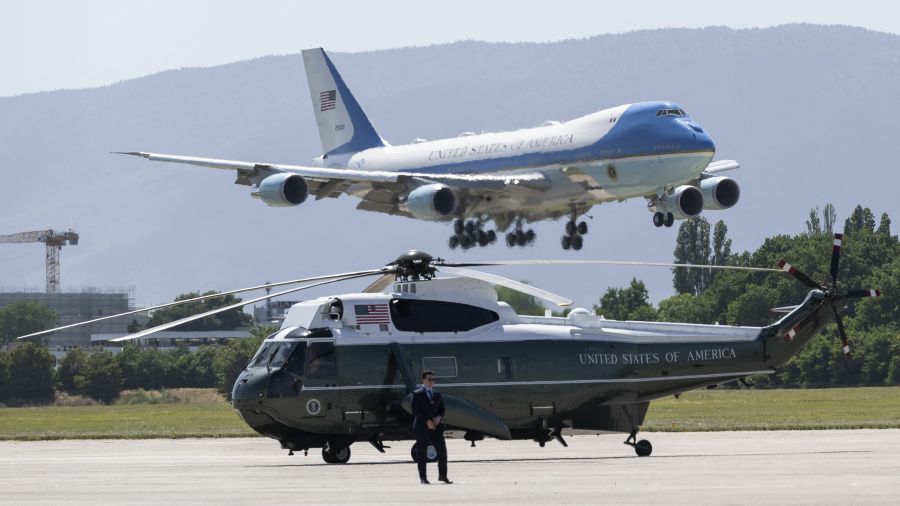 Trump confirme avoir changé secrètement d’avion face à une menace en Turquie