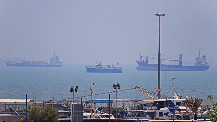 Détroit d'Ormuz: 25 navires l'ont franchi jeudi, un record depuis avril