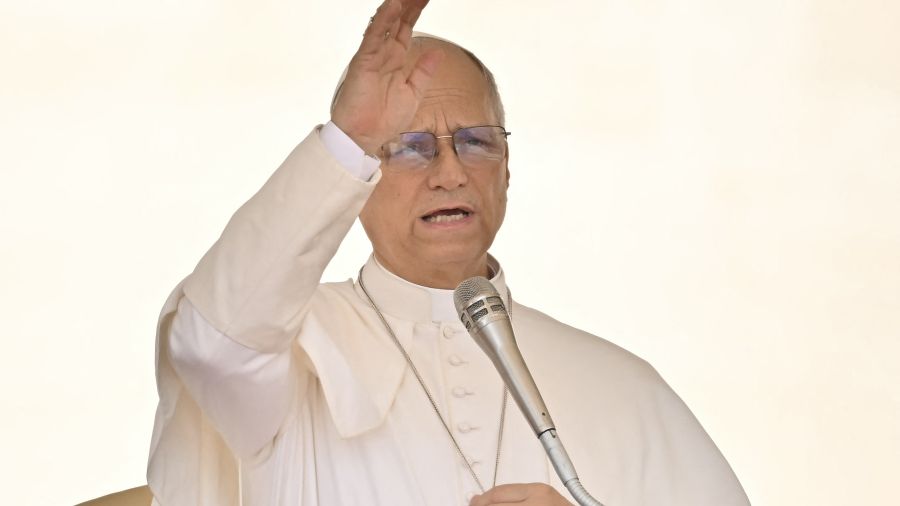 Le pape célébrera une messe géante aux Champs-Élysées lors de sa visite en France