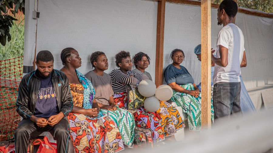 Epidémie d'Ebola en RDC: 304 morts, selon un dernier bilan