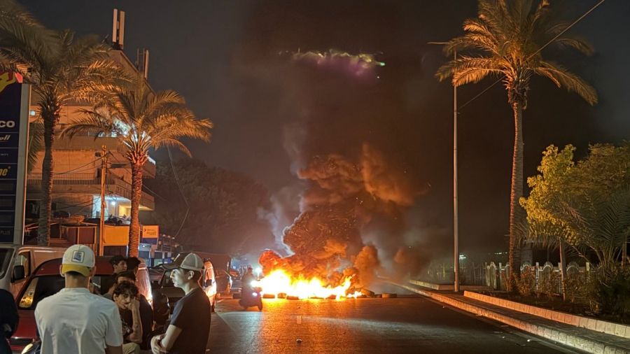 L'armée jure de défendre la paix civile après des manifestations de partisans du Hezbollah