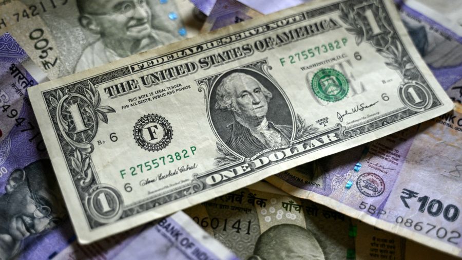Le dollar flanche après des chiffres décevants sur l'emploi américain