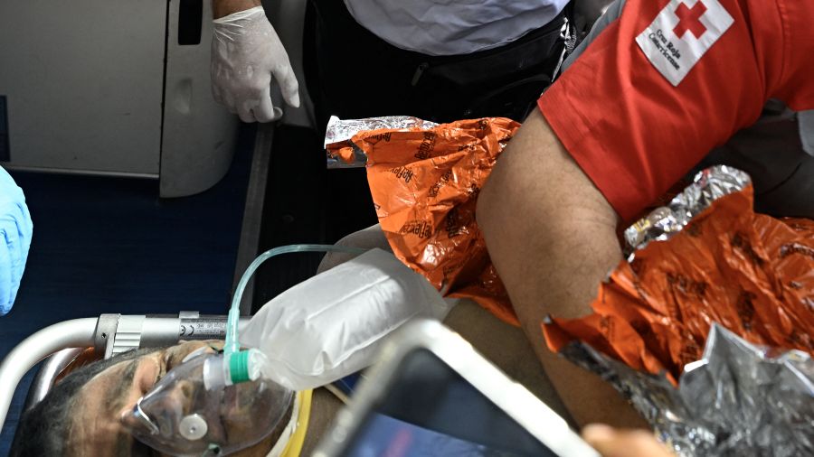 Venezuela: un survivant du séisme extrait des décombres huit jours après
