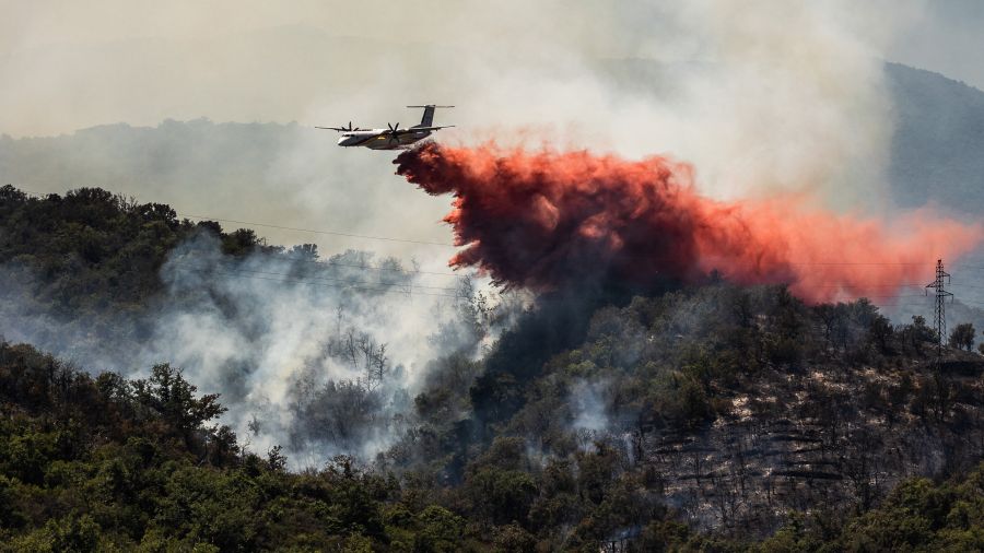 Des incendies sévissent toujours en France, en Espagne et au Portugal