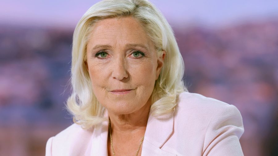 Le soutien de Musk, un parfum de soufre pour Marine Le Pen