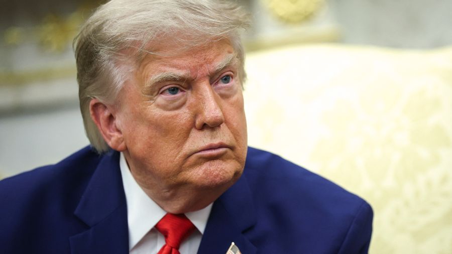 Trump annonce une reprise des négociations lundi, l'Iran dément