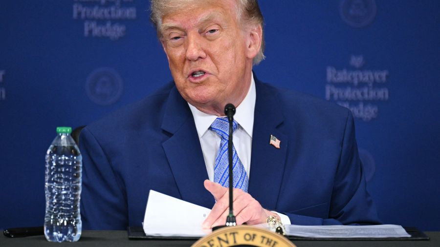 Trump met en garde la Russie et la Chine contre toute vente d'armes à l'Iran