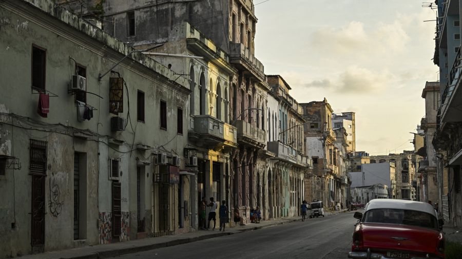 Cuba reconnecte son réseau électrique après une coupure à l'échelle nationale