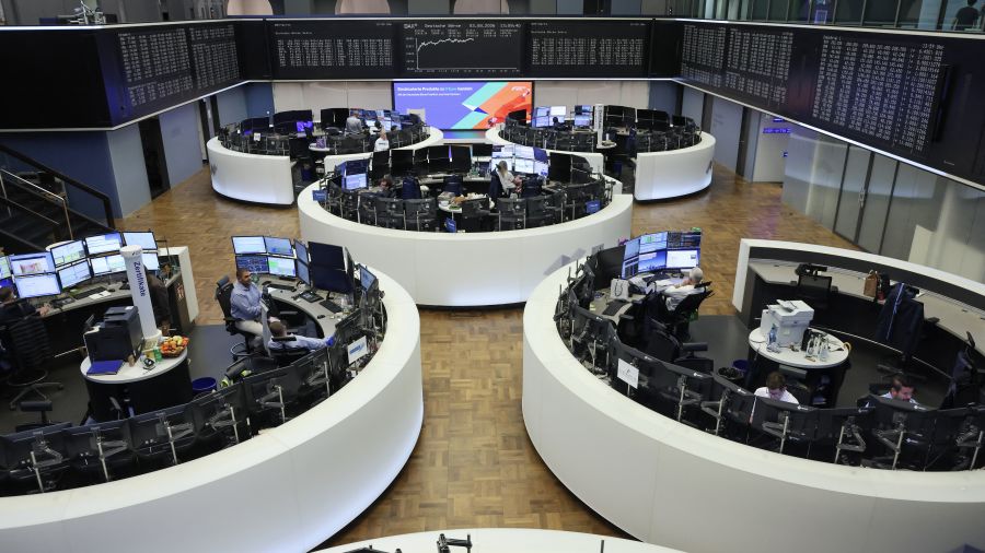 Le dollar baisse après des chiffres décevants sur l'emploi américain