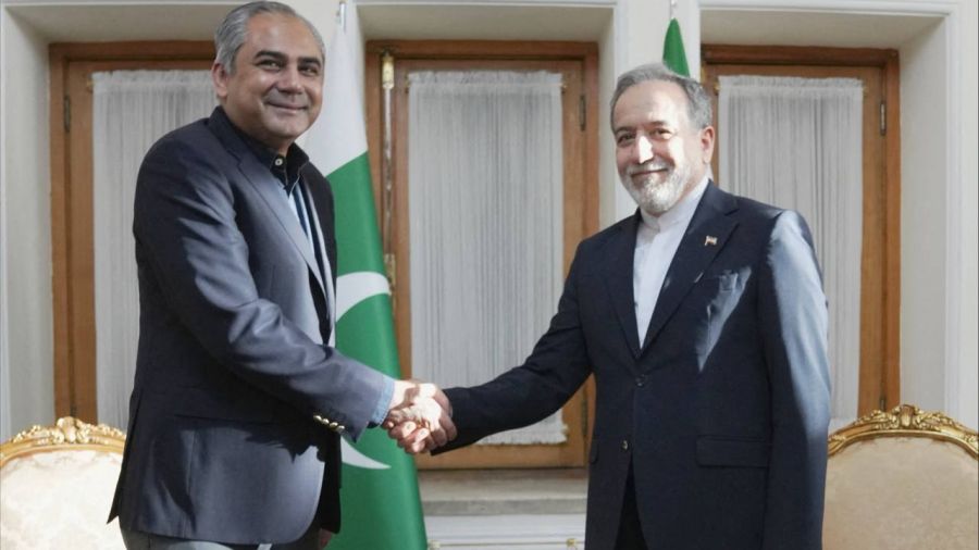 Guerre au Moyen-Orient: un ministre pakistanais en Iran pour relancer les pourparlers