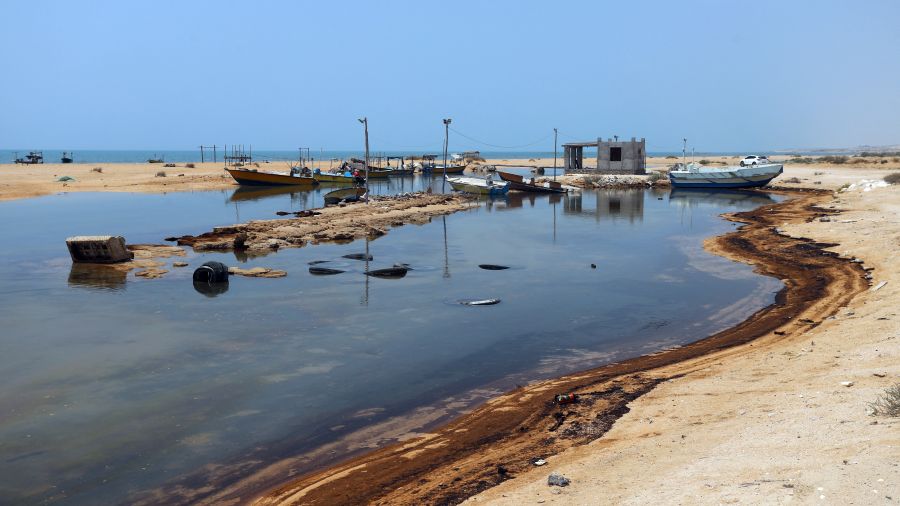 Le pétrole baisse avec les négociations sur Ormuz entre Oman et l'Iran
