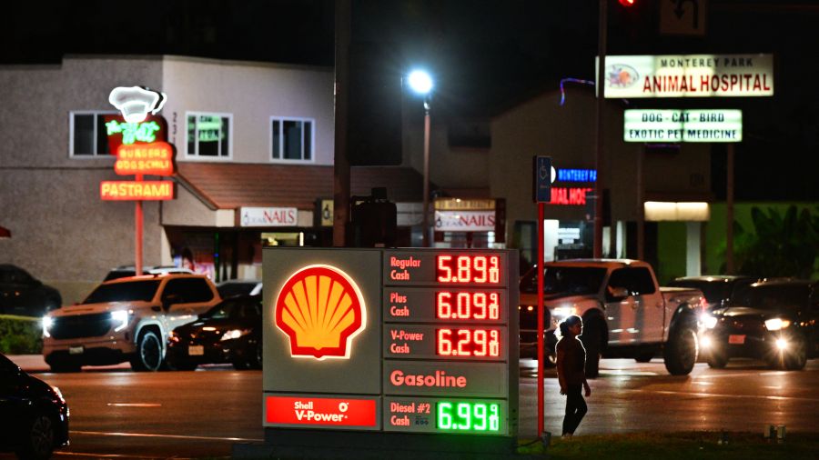 Le pétrole s'approche des 100 dollars porté par des attaques sur l'Arabie saoudite