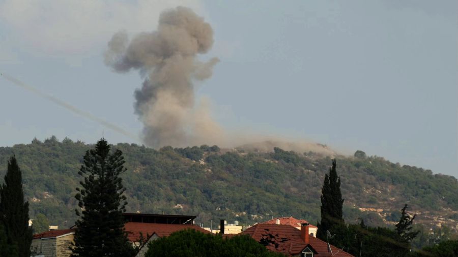 Liban-Sud: raids, tirs d’artillerie et dynamitages, deux blessés à Zebdine