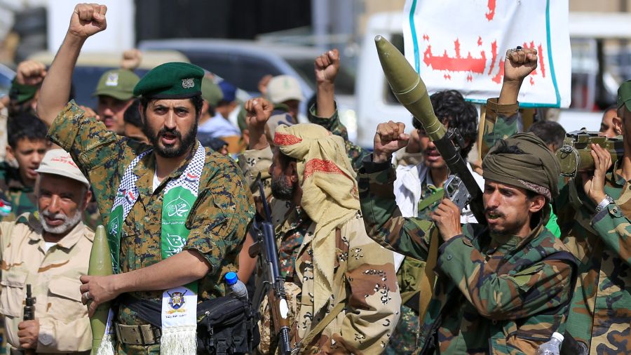 Fortes explosions entendues dans la capitale yéménite, aux mains des combattants Houthis