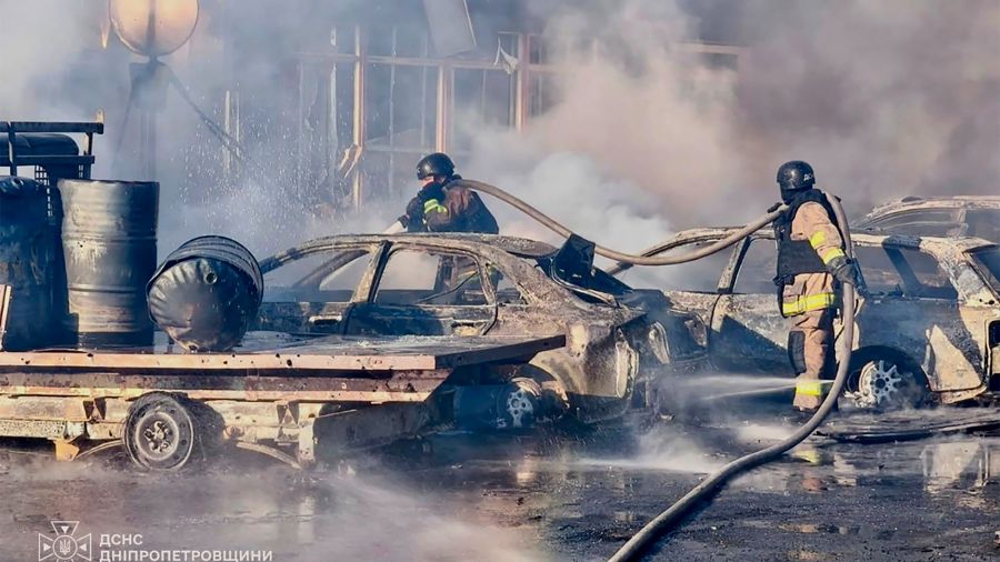 Ukraine: au moins 4 morts et 60 blessés dans une frappe russe sur un centre commercial