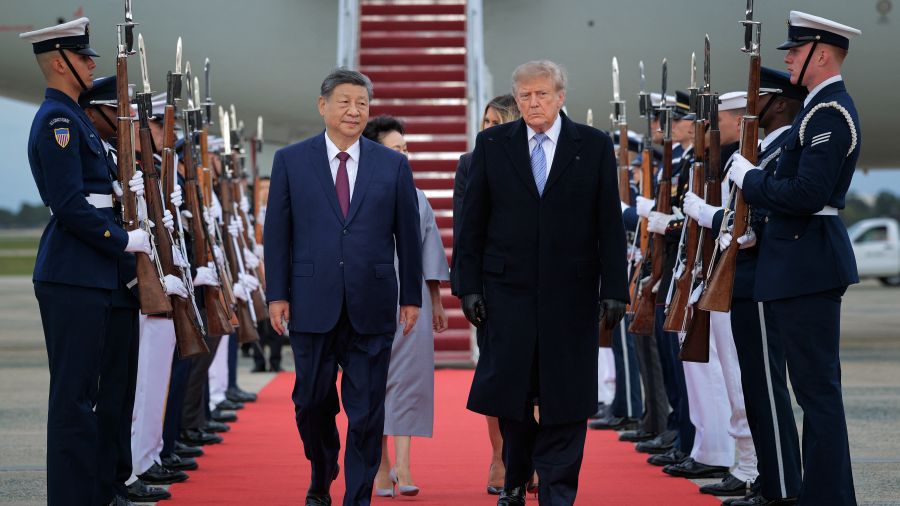 Trump affirme que la Chine et les États-Unis sont tous deux opposés à de nouvelles régulations de l'IA