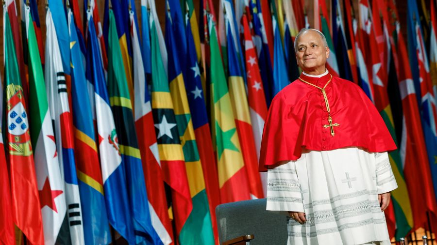 A l'Unesco, le pape appelle à la protection des jeunes face à l'IA et au numérique