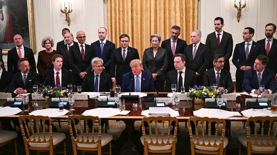 Trump réunit les grands noms de l'IA à la Maison Blanche