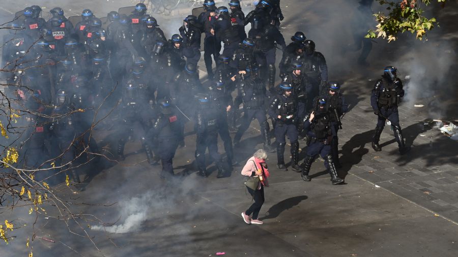 Journée de mobilisation en France: la tension monte dans les premiers rassemblements