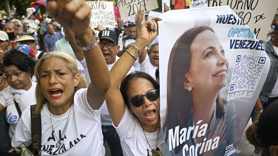 Venezuela: des milliers de personnes réclament le retour de l'opposante Machado