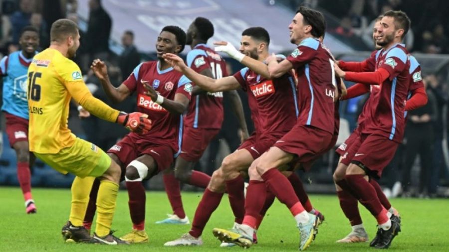 Coupe de France: coup de tonnerre à Marseille
