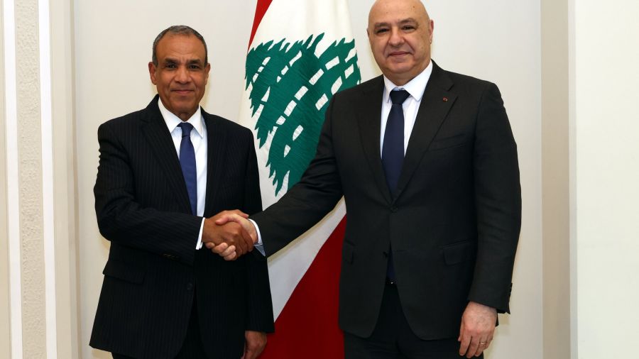 Abdelatty à Beyrouth: L’Égypte appelle à renforcer l’armée et engager des négociations
