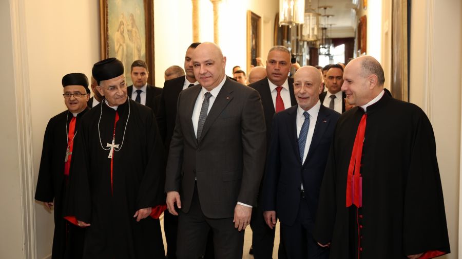 Pâques à Bkerké: Aoun et Raï réaffirment leur engagement pour le Liban