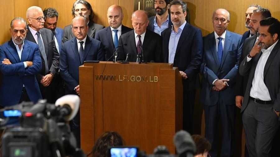 Du Parlement, les députés de l'opposition lancent un appel en six points au gouvernement 