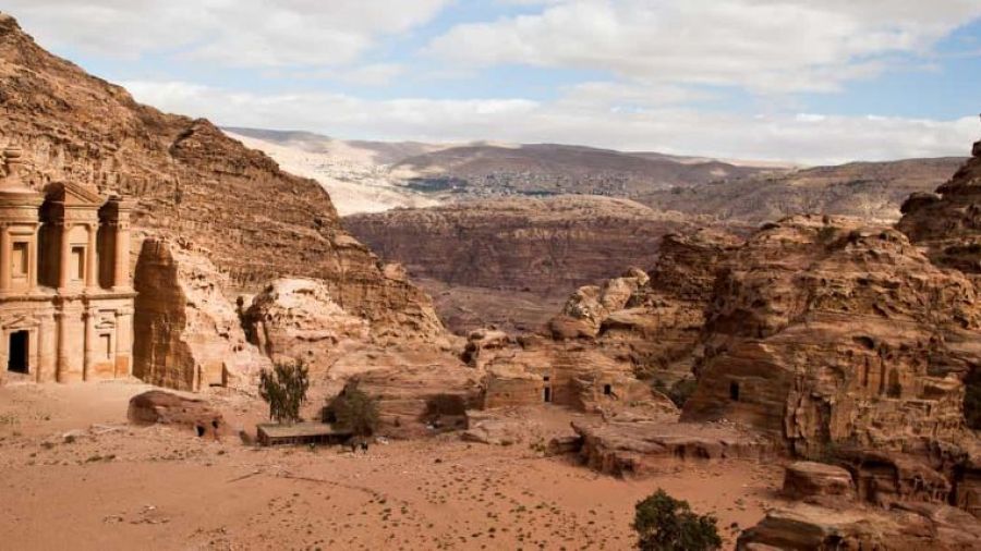 Petra attire de nouveau les touristes